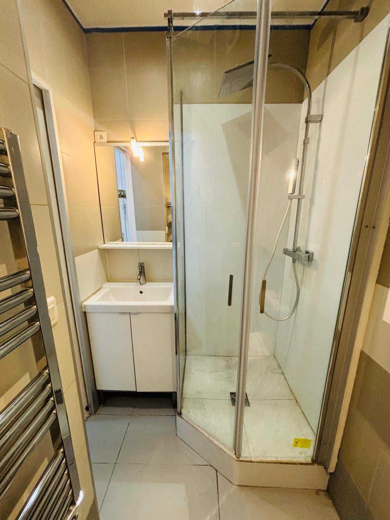 Appartement Coquet En Plein Coeur De Montmartre Paris Ngoại thất bức ảnh